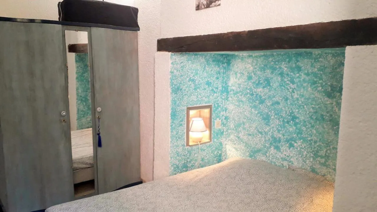 Coeur Historique Appartement T3 Dans Batisse Xveme カオール 0*,