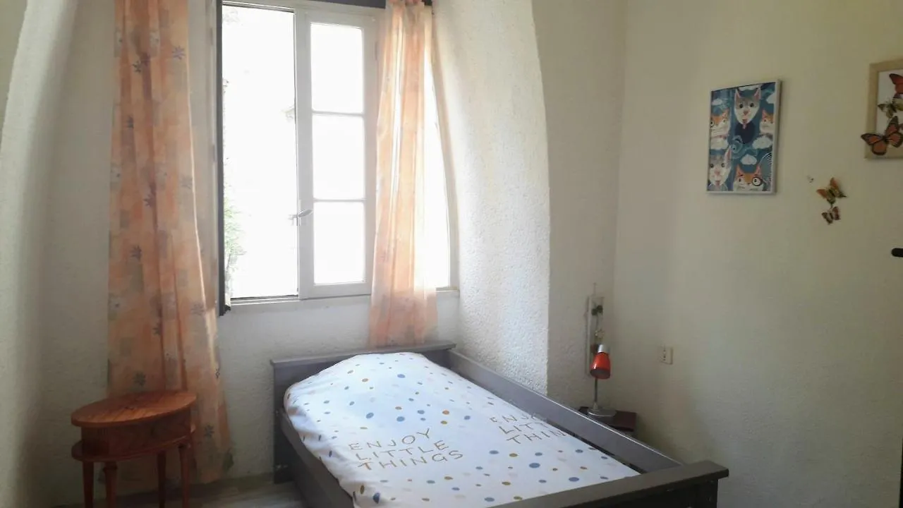 アパート Coeur Historique Appartement T3 Dans Batisse Xveme カオール フランス